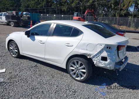 2017 Mazda Mazda3 Grand Touring z USA, uszkodzony, nr VIN JM1BN1W3XH1140550